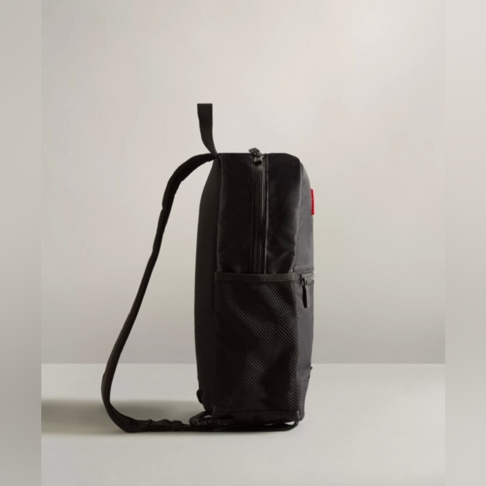 Hunter Hunter Nylon Rider One Shoulder - Picture 4 of 10